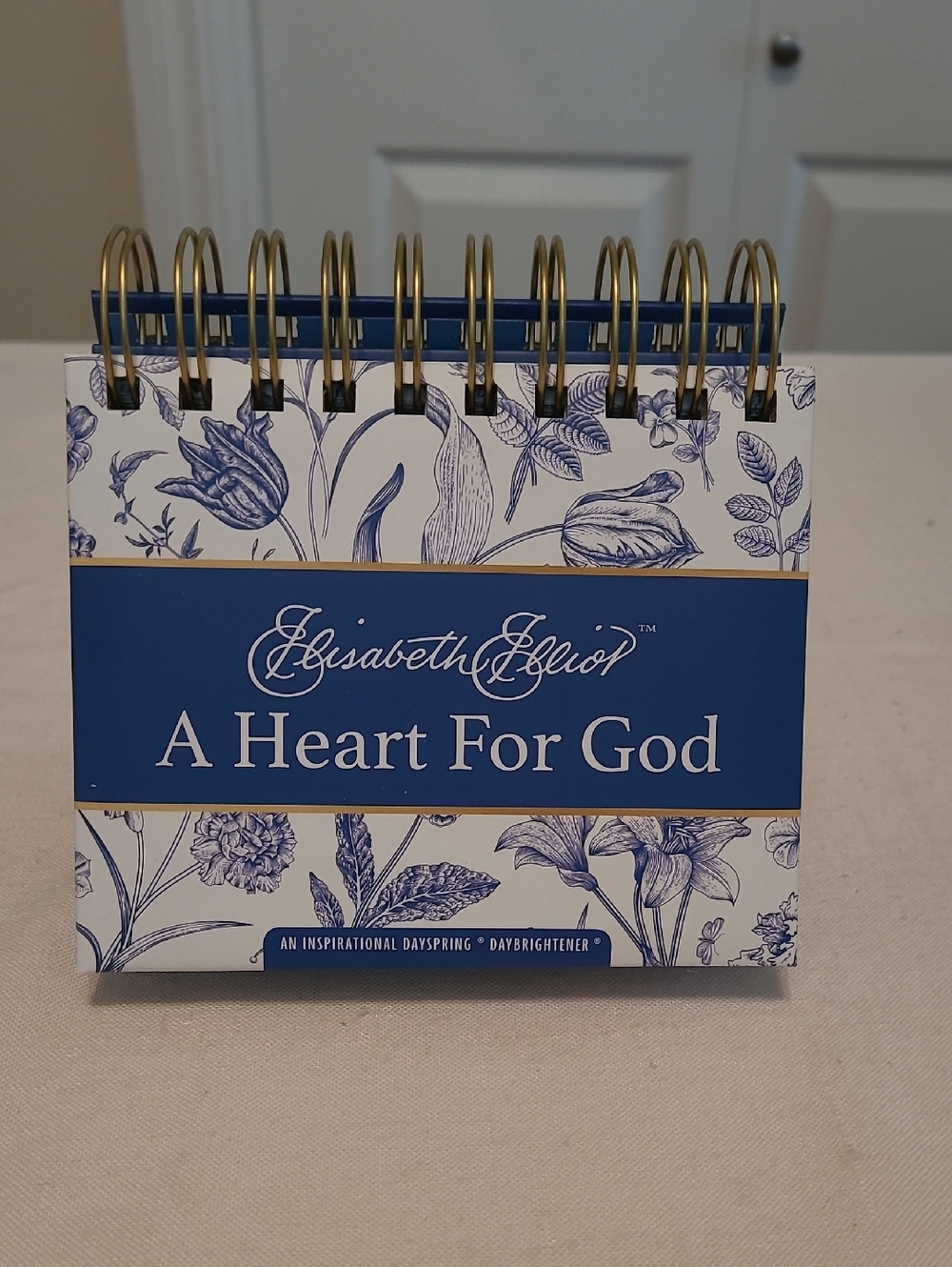 Elisabeth Elliot "A Heart For God" Spiral Daybrightener - Blue & White